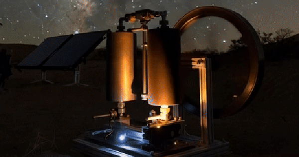 Phát minh "tạo điện sạch vào ban đêm" có thể rung chuyển ngành điện toàn cầu