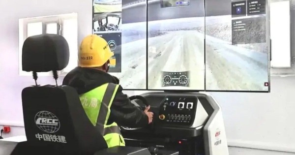 Phát hiện loạt xe tải Trung Quốc không người lái, vận hành 24/7 ở độ cao 5.600 mét, khai thác kho báu trị giá hơn 1,3 triệu tỷ đồng