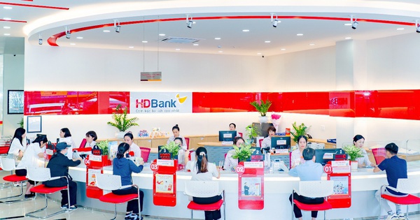 HDBank chốt quyền chia gần 30% cổ tức và cổ phiếu thưởng vào ngày cả nước khởi công - khánh thành 245 dự án lớn