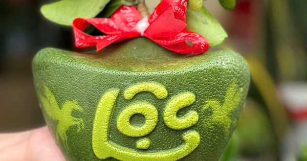 Bất ngờ về thị trường trái cây độc lạ chưng Tết 2026