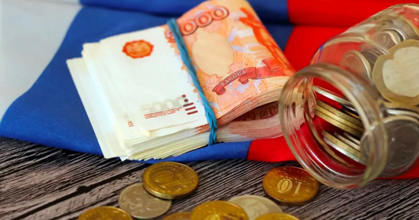 Buồn của Ukraine: Tài chính sắp cạn kiệt nhưng EU vẫn chưa dám 'trao tay' hơn 100 tỷ USD tài sản của Nga, lý do là gì?