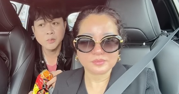 Nam ca sĩ đi Mỹ như đi chợ Bến Thành