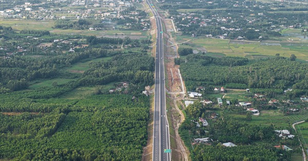 Vượt tiến độ 8 tháng, tuyến cao tốc hơn 20.400 tỷ đồng, dài 88km do Đèo Cả thực hiện sẵn sàng về đích sau 8 ngày nữa