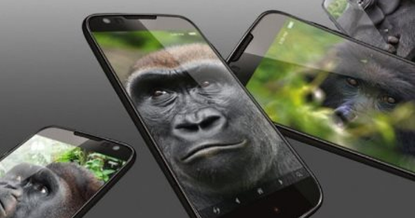 Vì sao trên thế giới chỉ rất ít nơi làm được kính cường lực cho điện thoại?