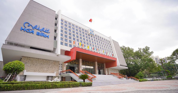 Ngắm nhà hát Hòa Bình tuyệt đẹp trong tấm áo mới trị giá hơn 270 tỉ đồng