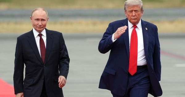 Mỹ toan tính thành lập nhóm quyền lực mới với Nga, bỏ qua G7