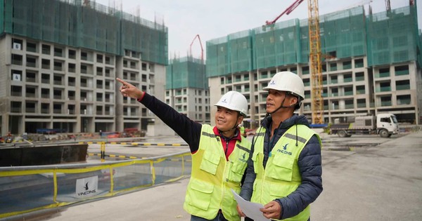 VinCons tung cú sốc lương ngành xây dựng: Tổ trưởng 40 triệu/tháng, công nhân 25 triệu cao hơn Chỉ huy trưởng của đối thủ, tuyển 100.000 quân vẫn là thách thức