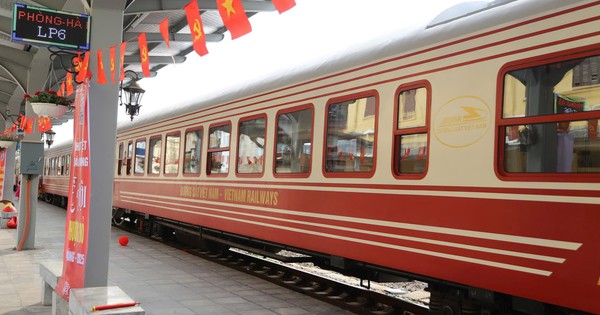 Tàu sang chảnh '5 sao' Hà Nội - Hải Phòng đem về bao nhiêu tiền cho Công ty Vận tải Đường sắt sau 7 tháng đi vào hoạt động?