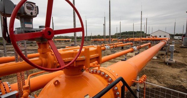 Đang phải nhập gần như toàn bộ khí đốt từ Nga, một nước châu Âu vừa chốt mua 800 triệu m³ của nhà cung cấp khác, nỗ lực giảm phụ thuộc Moscow