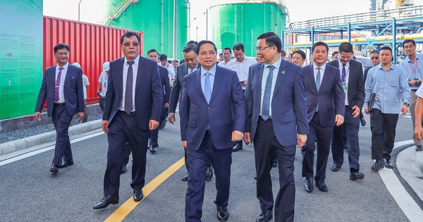 Thủ tướng khen ngợi dự án 1,4 tỷ USD cần 40.000 tấn kết cấu thép, 120.000m³ bê tông, 10 triệu giờ công