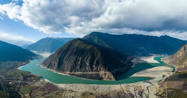 Mang 168 tỷ USD vào dãy Himalaya hẻo lánh, Trung Quốc tham vọng tạo ra kỳ tích chưa từng có trên hành tinh