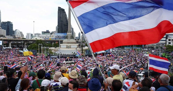 Khủng hoảng biên giới với Campuchia, kinh tế Thái Lan có nguy cơ "bay" hơn 2 tỷ USD