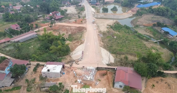 Cận cảnh tuyến đường 'cụt' 220 tỷ kết nối với... đồng ruộng ở Thái Nguyên