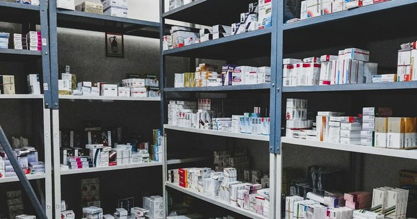 Mỹ buộc các hãng dược giảm giá thuốc