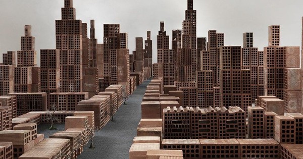 Từ đất và lửa đến sự trường tồn: "Siêu vật liệu" được khai sinh từ hàng nghìn năm trước vẫn miệt mài dựng nên các siêu đô thị giữa thế giới hiện đại