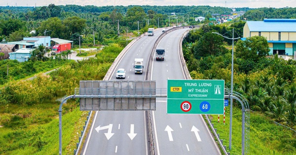 Vì sao CII hoãn chia cổ tức bằng tiền mặt cho cổ đông?