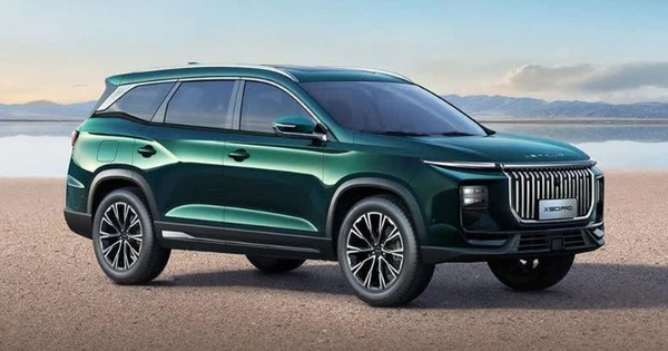 Hãng xe xây nhà máy tại Hưng Yên ra mắt SUV ngang cỡ Santa Fe, giá khởi điểm hơn 500 triệu đồng