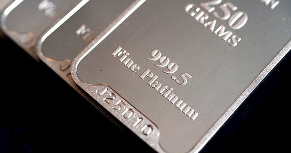 Bạc bùng nổ 175% năm nay nhưng vẫn chưa bằng kim loại này