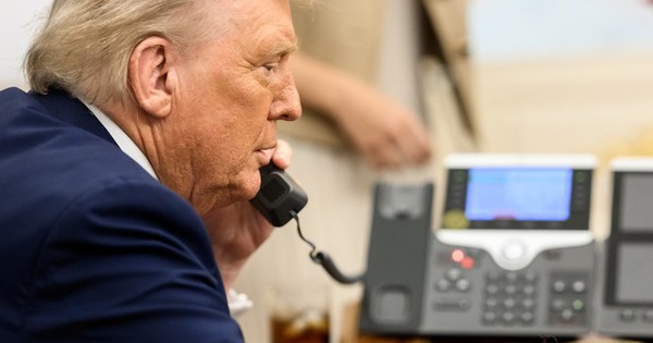 Tổng thống Mỹ Donald Trump gặp tổng thống Ukraine, điện đàm với tổng thống Nga