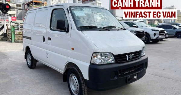 Ảnh thực tế 'Su cóc' mới giá 310 triệu đồng tại Việt Nam: Nhiều trang bị an toàn, nhỏ hơn EC Van nhưng có cửa lùa, chạy 500km/bình xăng