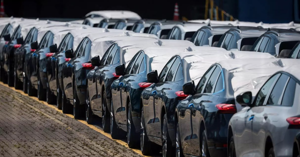 Giảm giá 1,5 tỷ đồng vẫn ế ẩm: Bong bóng xe điện Trung Quốc xì hơi, đến ‘ông vua’ BYD cũng bất ngờ lao dốc gần 27% doanh số