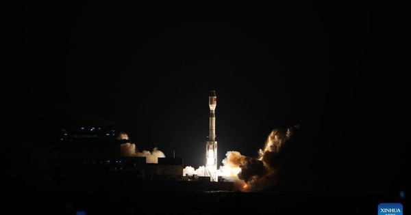 Geely sau 40 năm: từ xưởng linh kiện tủ lạnh đến hệ sinh thái ô tô toàn cầu, phóng cả vệ tinh