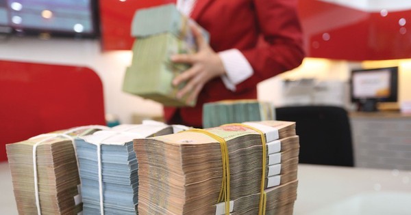 Lý do ngân hàng ồ ạt 'bơm vốn'