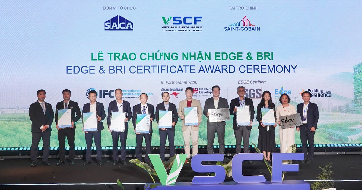 Sai Gon High Rise vinh dự đón nhận chứng chỉ công trình xanh EDGE cho The Aspira