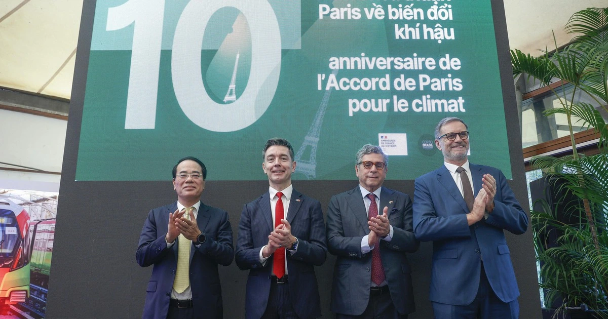 Việt Nam 'siết' hạn ngạch phát thải điện, sắt, thép, xi măng