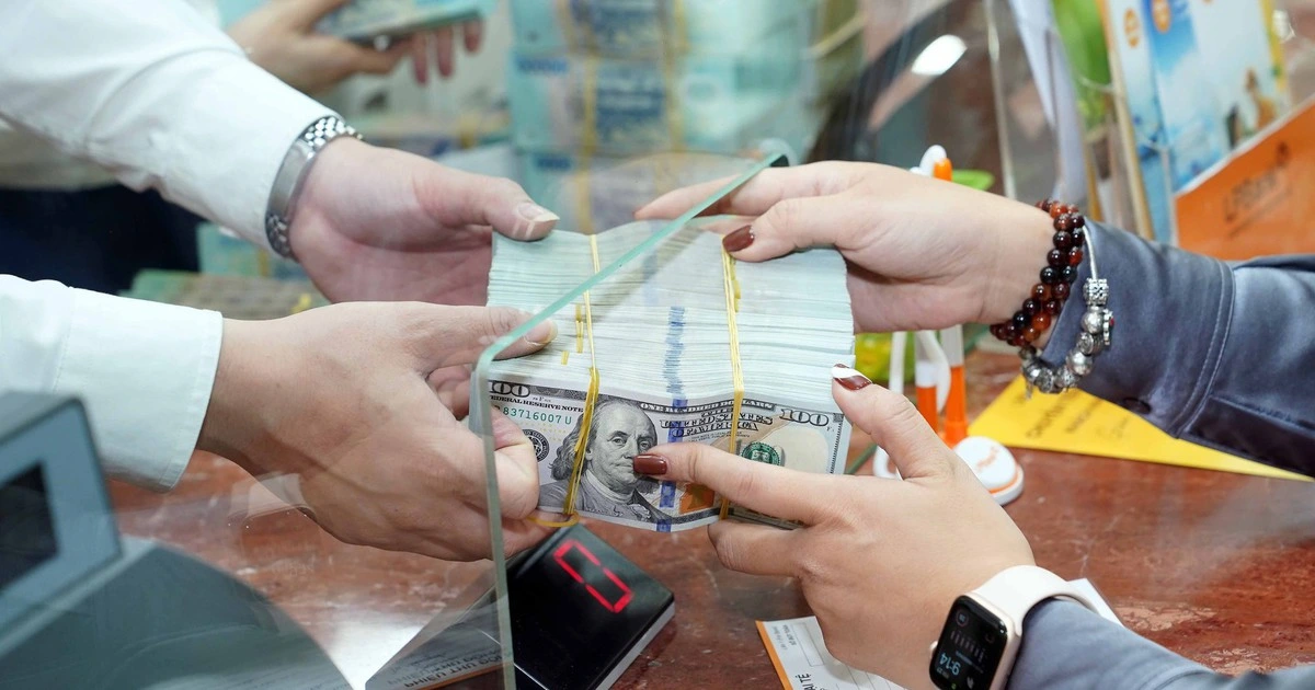 Giá USD hôm nay 4.12.2025: Đô la Mỹ giảm, còn EUR, bảng Anh tăng mạnh