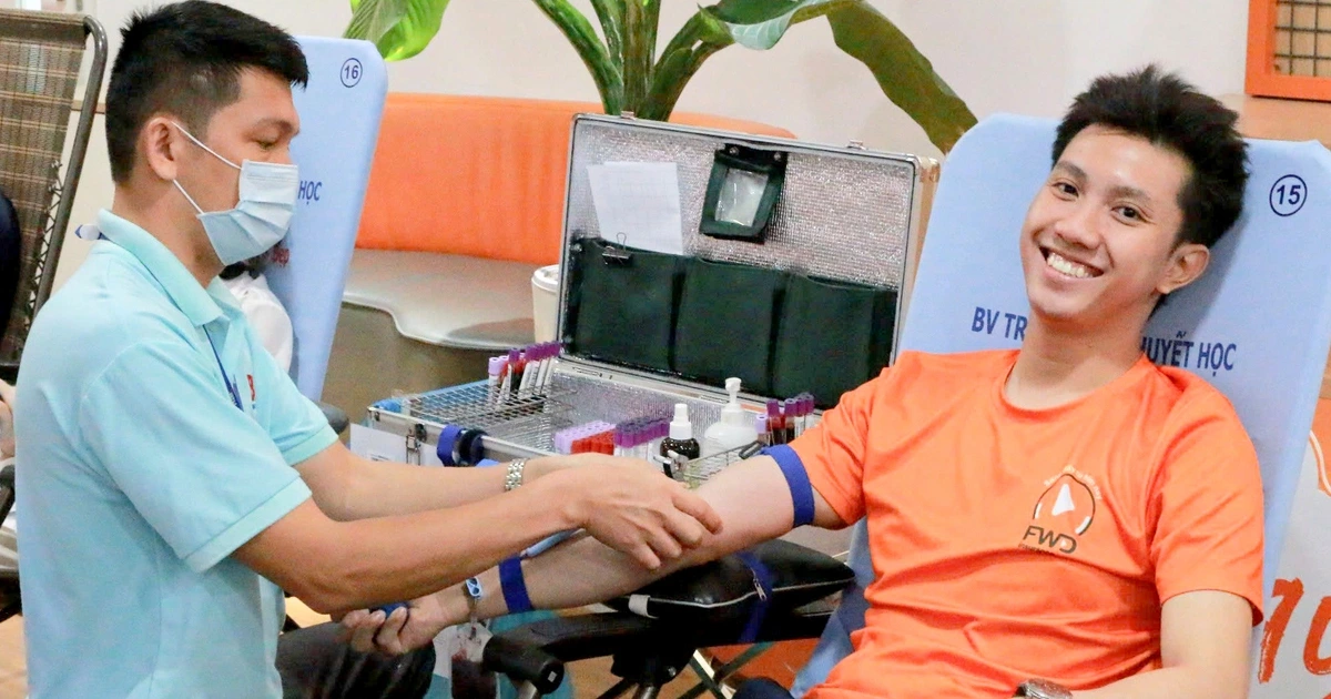 FWD đưa kỹ năng quản lý tài chính bền vững đến gần hơn với giới trẻ