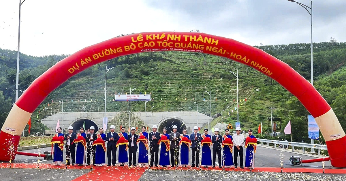 Khánh thành cao tốc Quảng Ngãi - Hoài Nhơn 20.400 tỉ đồng