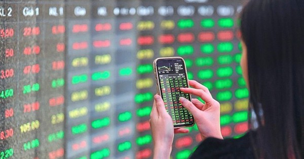 Chuyên gia dự báo chứng khoán Việt Nam đầu năm mới 2026 tiếp tục thăng hoa