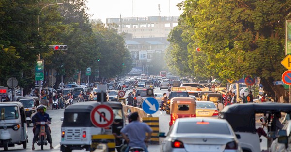 Dân Campuchia chi gần 1 tỷ USD để mua ô tô