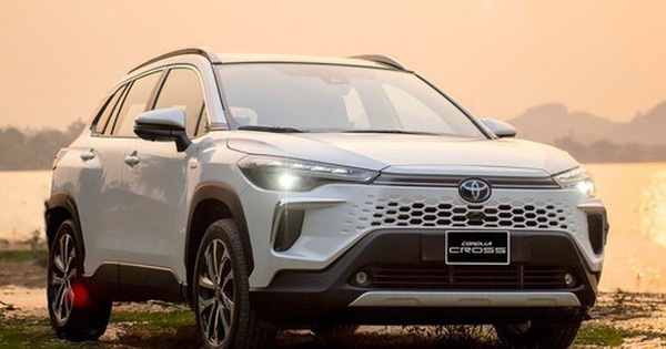 Những mẫu xe hybrid tầm giá dưới 1 tỉ đồng có thể được hưởng chính sách giảm thuế tiêu thụ đặc biệt: Giá liệu sẽ rẻ đến đâu?