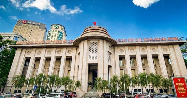 Quy định mới có hiệu lực từ 1/1/2026 sẽ tác động tới tỷ lệ cho vay/huy động của các ngân hàng, đặc biệt là nhóm Vietcombank, VietinBank và BIDV