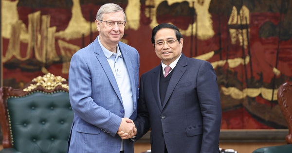 Thủ tướng Phạm Minh Chính tiếp Chủ tịch tập đoàn kinh tế tư nhân lớn nhất của Nga