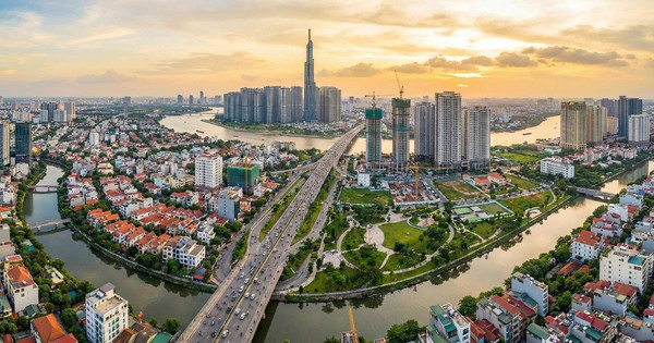 "Xung đột giữa Luật Giá và Luật Đất đai và rủi ro cho người thực thi”