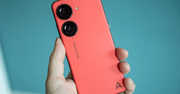 Thêm một hãng điện thoại "ăn ngủ" với người Việt 10 năm qua nói lời chia tay: Tiếc nuối bao mẫu máy thú vị