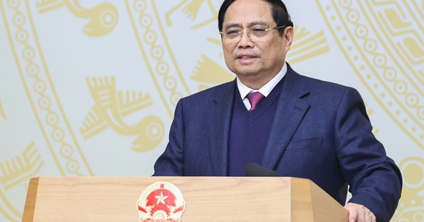 Thủ tướng: Đẩy mạnh giải ngân gần 1 triệu tỷ đồng vốn đầu tư công ngay đầu năm