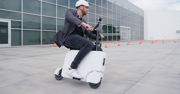 Xe máy điện gấp gọn như vali của Honda dự kiến về Việt Nam, giá bán ra sao?