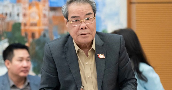 Tiền lương của công chức chưa bảo đảm được đời sống do giá cả ngày càng tăng