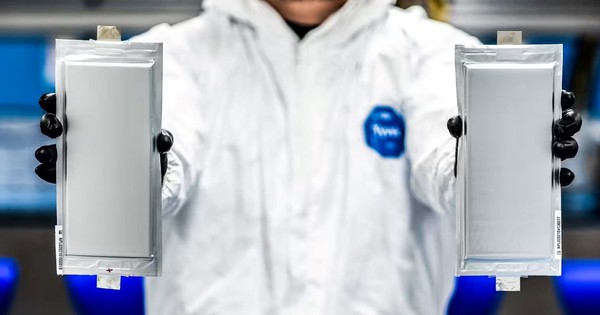 Quốc gia này đầu tư hơn 700 triệu USD sản xuất pin thể rắn - lỏng: Ngày xe điện chạy hơn 1000km/1 lần sạc đến gần lắm rồi