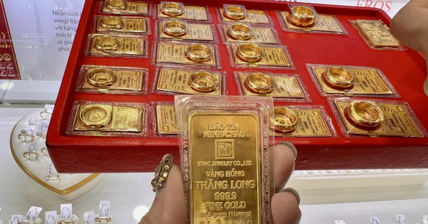 Giá vàng SJC, vàng nhẫn hôm nay 12/1 đồng loạt tăng mạnh