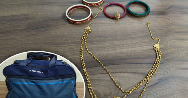 Phát hiện chiếc túi chứa 45 lượng vàng, nữ lao công đem nộp cho cảnh sát
