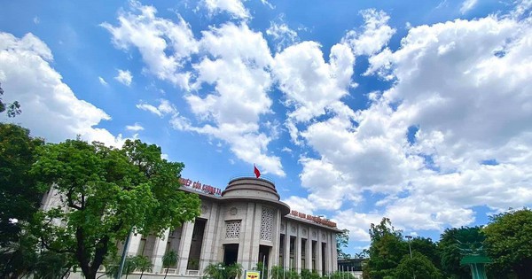 Cập nhật thị trường tiền tệ 13/1: Ngân hàng Nhà nước hút ròng hơn 80.000 tỷ từ đầu năm, lãi suất liên ngân hàng tăng trở lại