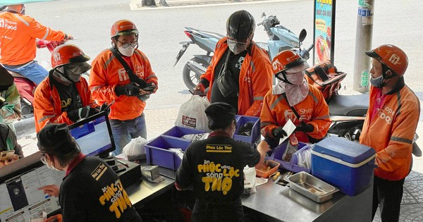 Người Việt chi gần 1.200 tỷ đồng mỗi ngày để mua hàng online