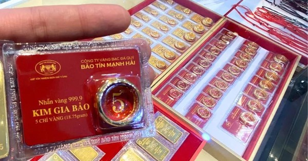 Vàng nhẫn tăng cao chưa từng thấy, 500 tấn vàng trong dân ở Việt Nam trị giá bao nhiêu?