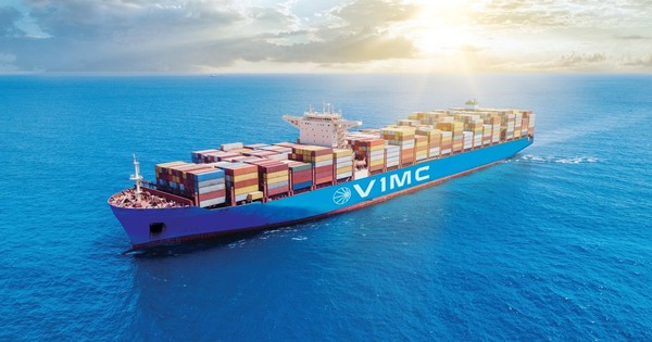 Tổng Công ty Hàng hải Việt Nam quyết giảm sở hữu Nhà nước từ 99,47% về 65%:  36 tuần lên HoSE, cổ phiếu lập tức tăng kịch trần