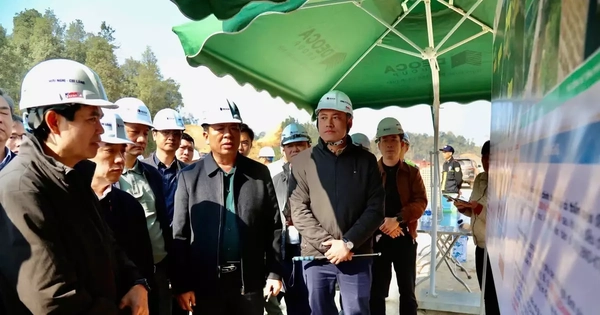 Bộ trưởng Xây dựng kiểm tra dự án cao tốc Hữu Nghị - Chi Lăng